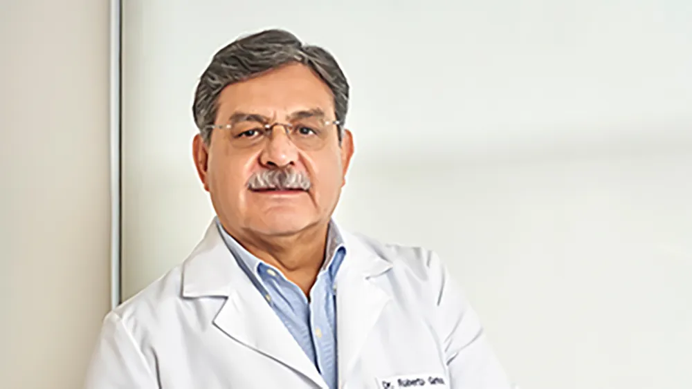 DR Roberto Garnica